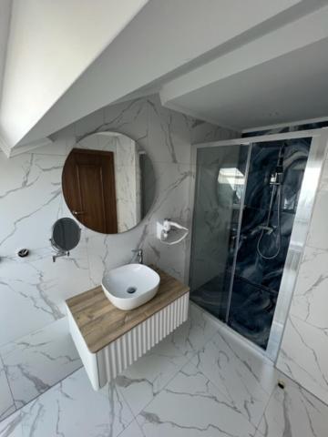 Hotel Palace San Valentino Umag Extérieur photo