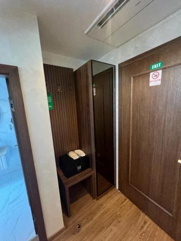 Hotel Palace San Valentino Umag Extérieur photo