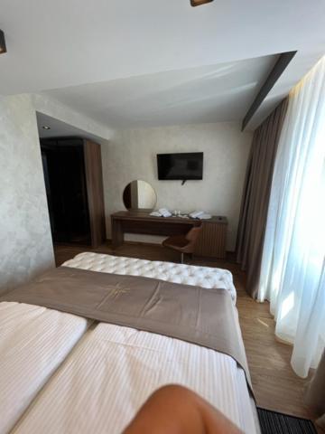 Hotel Palace San Valentino Umag Extérieur photo